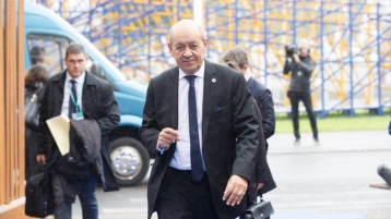 Frankrijk en Duitsland zullen zakelijke belangen in Iran verdedigen