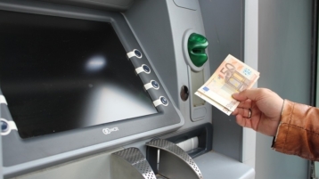 Plofkraken als excuus voor cashloze samenleving?