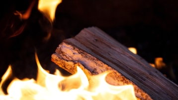 Energiecrisis: Brandhout niet aan te slepen