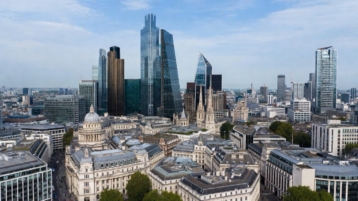 Trump geeft nieuwe geopolitieke koers VS financieel fundament