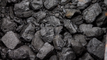 Prijs steenkool explodeert door boycot Russische olie