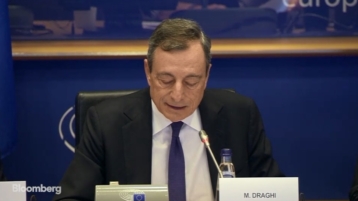 Draghi: "ECB moet nieuwe ideeën als MMT bestuderen"