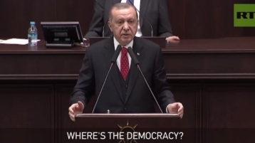 Erdogan: "Waar is de democratie?"
