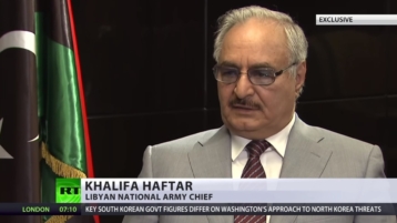 Commandant Libië vraagt hulp Rusland in vredesonderhandeling