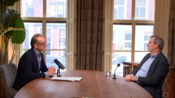 Lex Hoogduin: "Landen moeten uit de euro kunnen stappen"