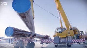 Documentaire: Politiek, macht en pijpleidingen