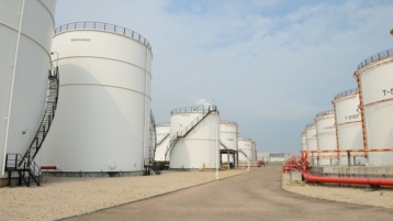 China negeert Amerikaanse sancties op olie uit Iran