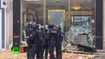 Frankrijk zet legermacht in tegen relschoppers