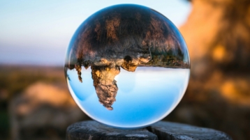 De ‘waarheid’ wordt – bijna ongezien - ingehaald door de werkelijkheid