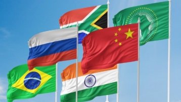 BRICS nodigt zes landen uit voor deelname, waaronder Saoedi-Arabië, Iran en VAE