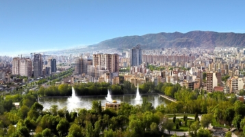 China negeert sancties en sluit miljardendeal met Iran